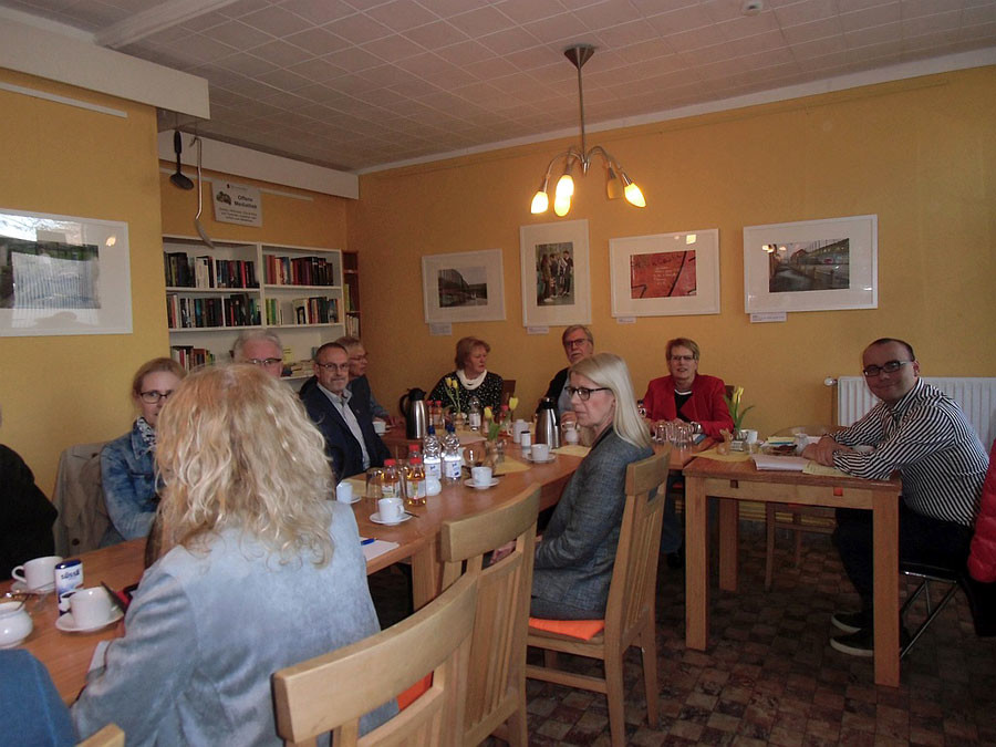 SPD-Kreistagsfraktion besucht das Mehr-Generationen-Haus in Brinkum